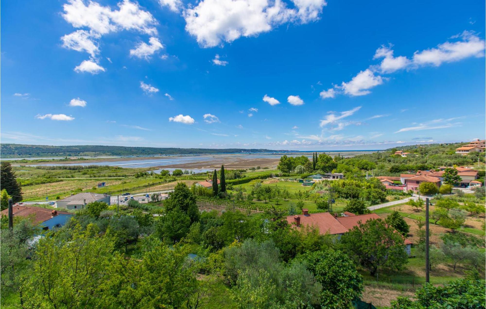 Amazing Apartment In Secovlje With Kitchen Dış mekan fotoğraf