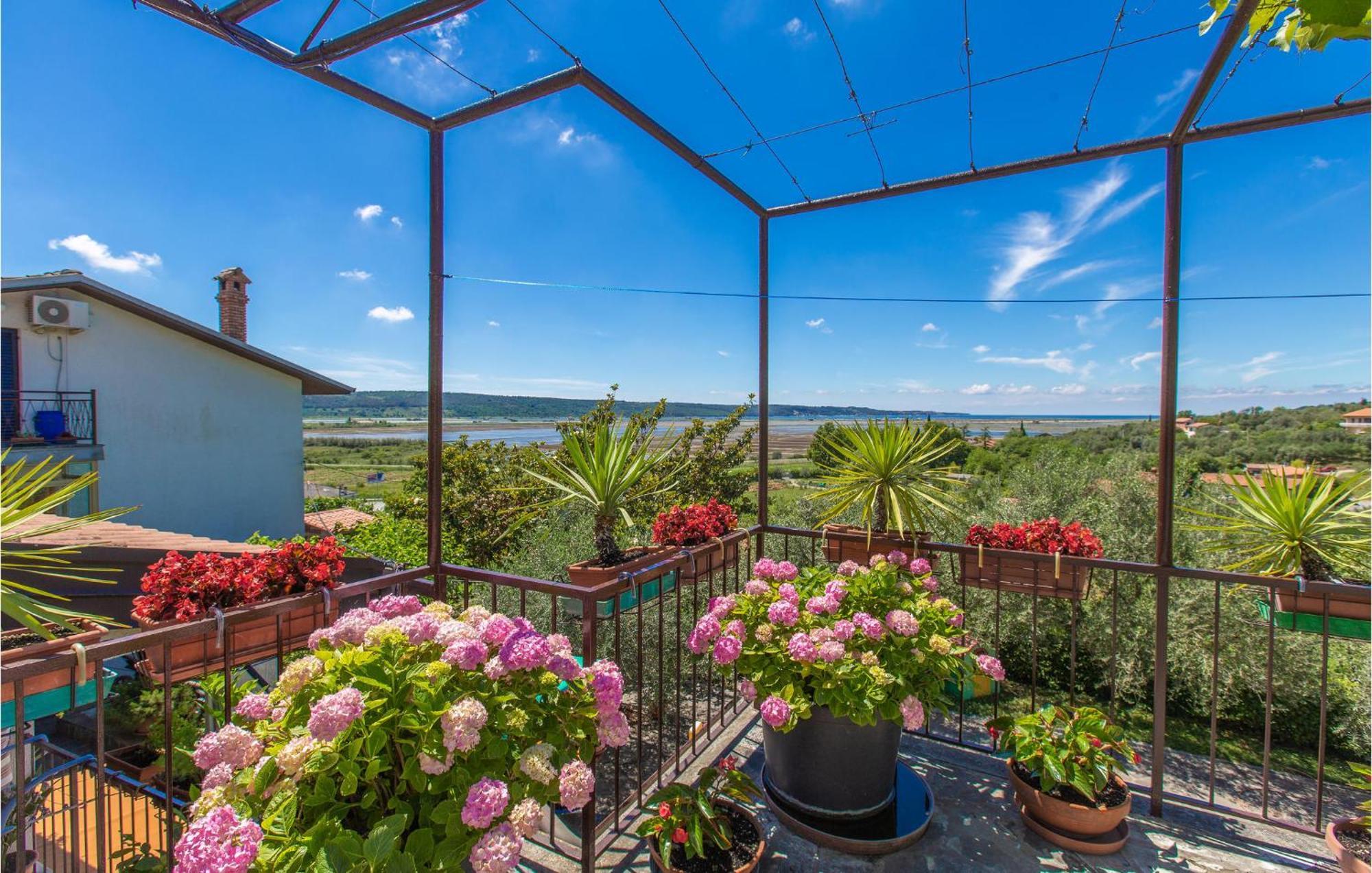 Amazing Apartment In Secovlje With Kitchen Dış mekan fotoğraf