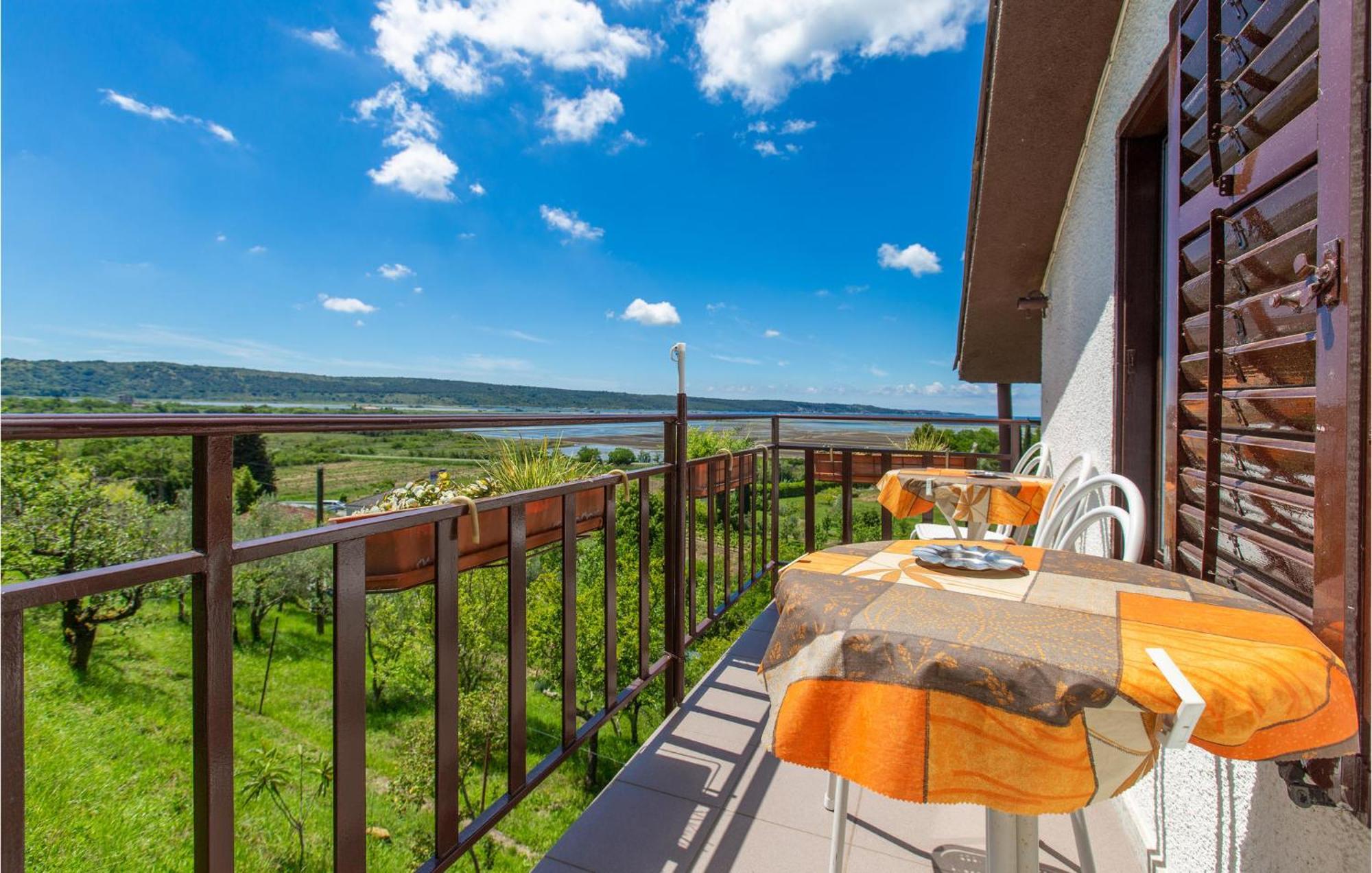 Amazing Apartment In Secovlje With Kitchen Dış mekan fotoğraf